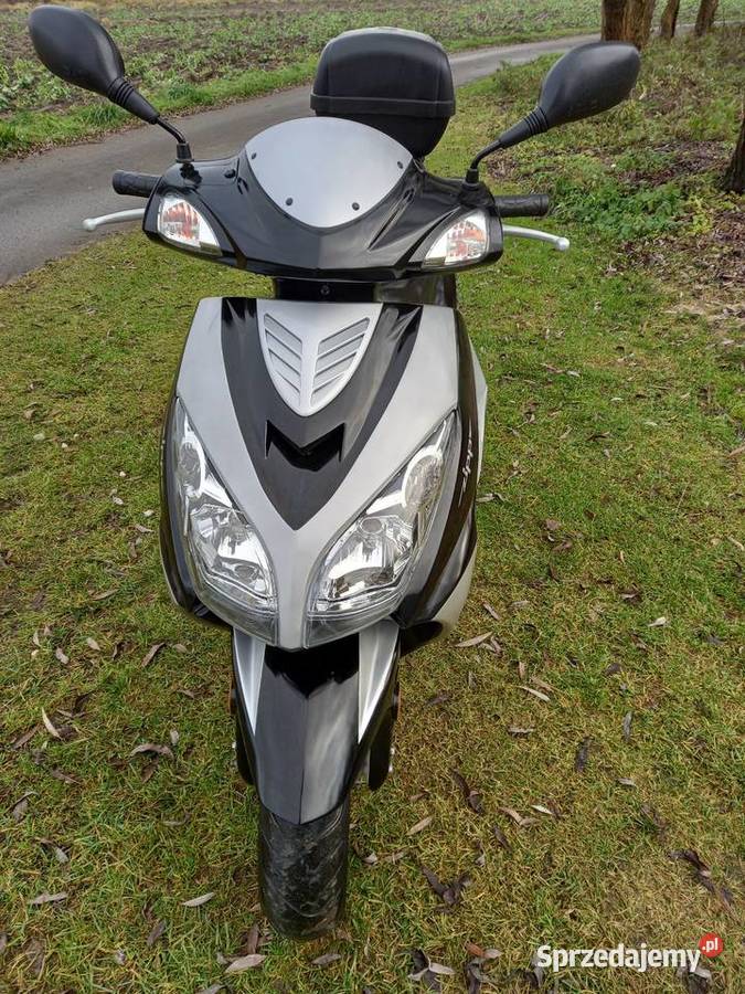 Skuter 4t 5080 Rok produkcji 2008 Szczucin