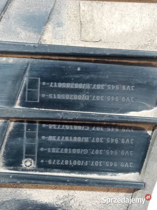 LAMPA TYŁ W KLAPĘ LEWA KOMBI EUROPA 3V9945307F
