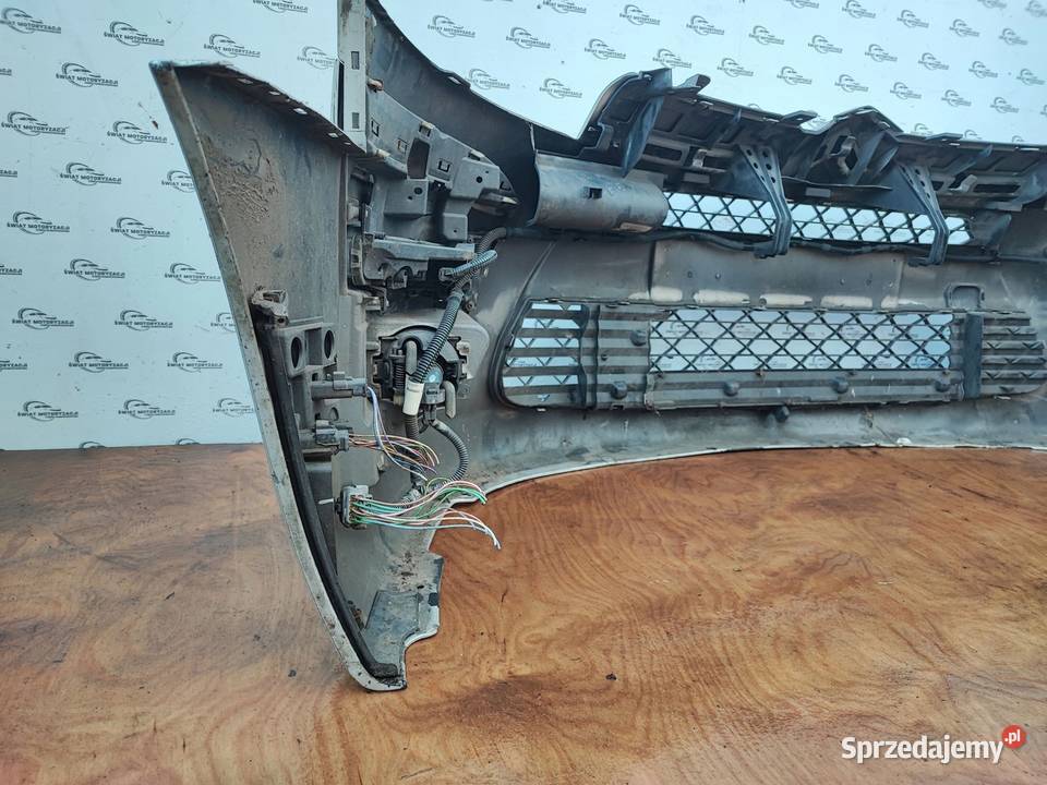 C4 GRAND PICASSO LIFT zderzak przód LED