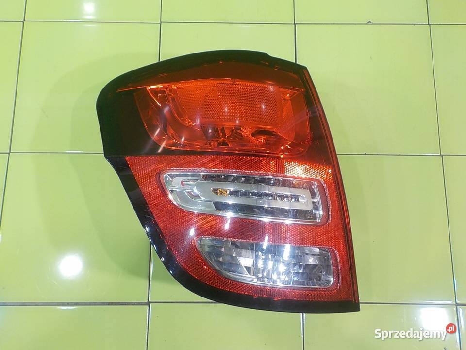CITROEN C3 II 12 B 13r 5D lampa lewa tyl Suków