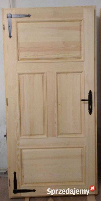 Drzwi zewnętrzne drewniane płycinowe filunkowe Żołynia