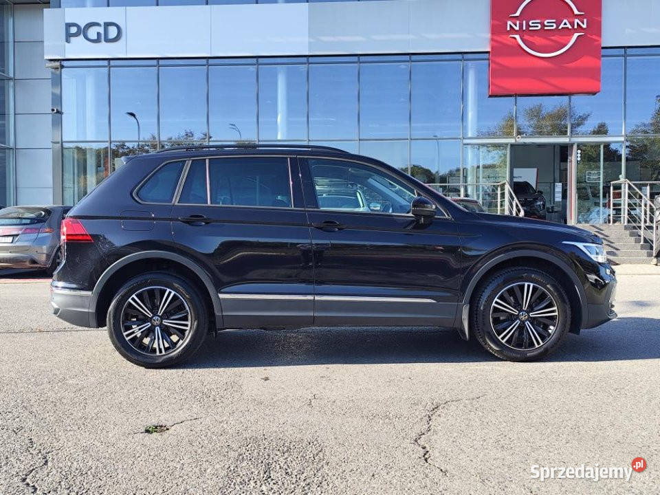 Volkswagen Tiguan 2022r LED kamera asystenci automatyczna Kraków sprzedam