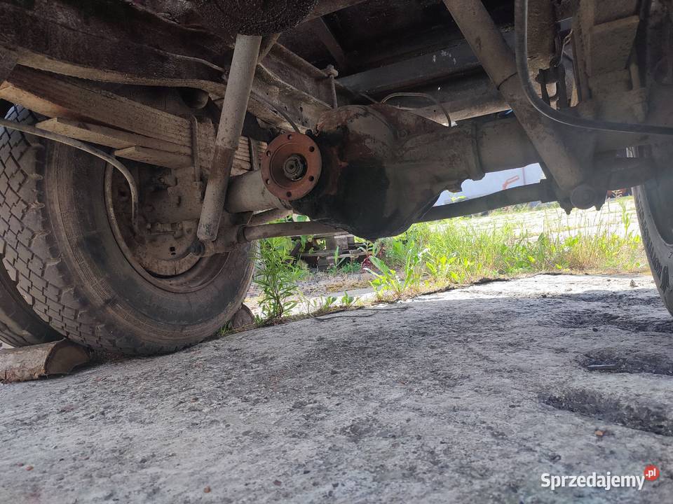 Przyczepa jednoosiowa na bliźniakach wywrot Protasy