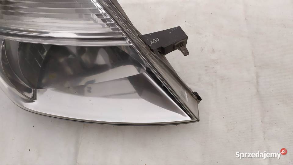 HONDA stream 2000 2001 2004 lampa prawa dolnośląskie Byków