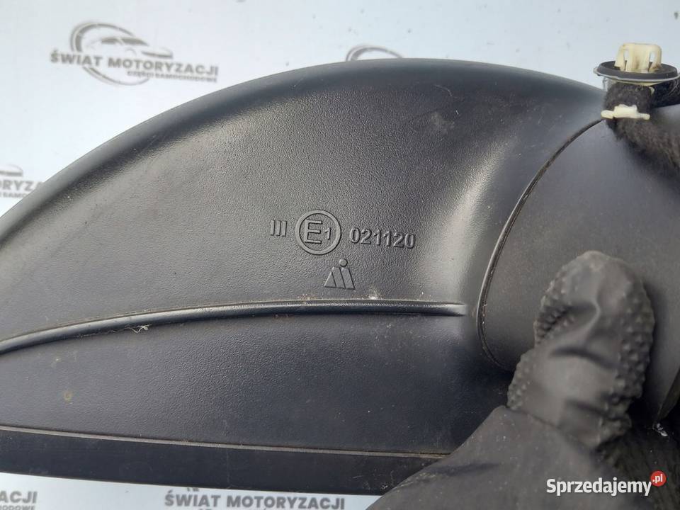 AUDI A1 lusterko prawe E1021120 ANGLIK osobowe Kielce sprzedam