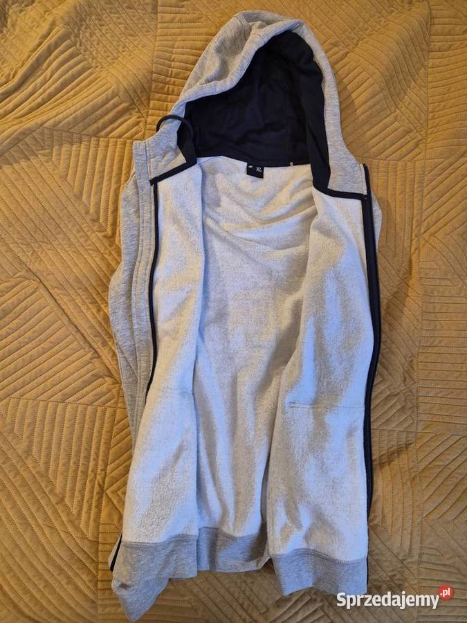 Męska ocieplana bluza z kapturem 4F Nowa