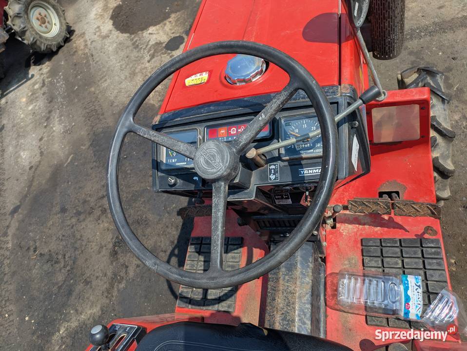 Traktor Yanmar F15D Skała