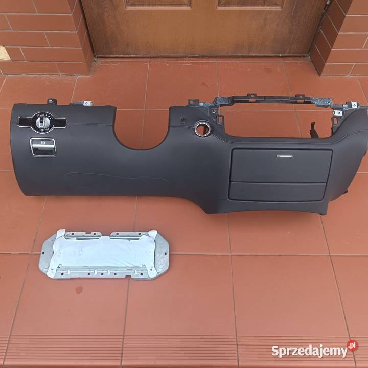 Mercedes w221 s600 s65 AMG dolna część deski z Wałdowo Królewskie