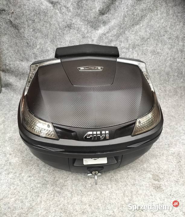 Kufer centralny GIVI Blade B37 oparcie 37l Akcesoria motocyklowe wielkopolskie