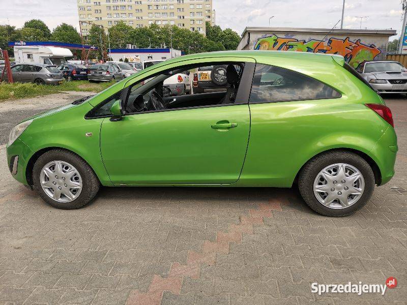 Opel Corsa D automat niski przebieg z Niemiec elektryczne szyby Opel Tarnów
