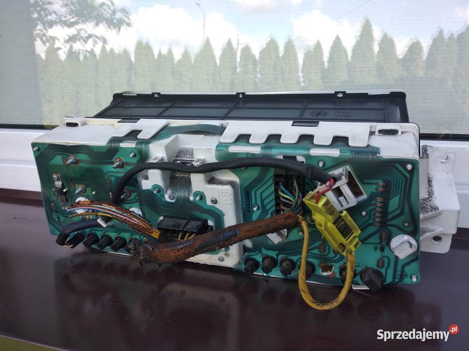 Opel Frontera A 25 TD TDS licznik zegary