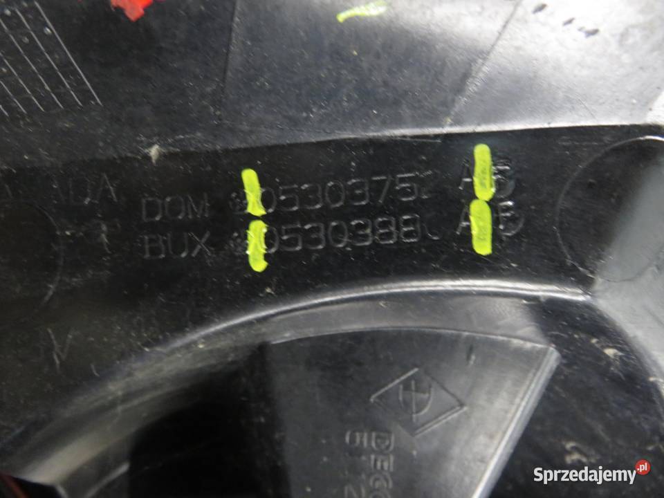 LAMPA PRAWA TYLNA DODGE CALIBER 05303752A osobowe małopolskie