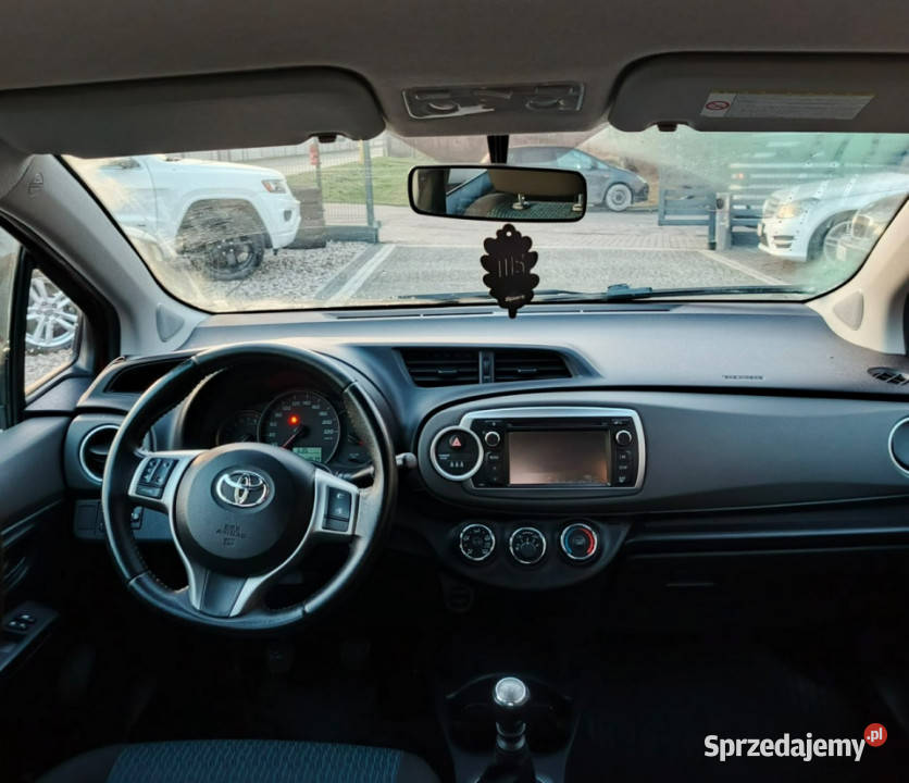 Toyota Yaris 13 benzyna opłatach III 20112019 1329cm3 Chełm