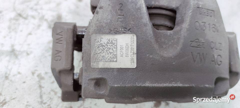 ZACISK HAMULCOWY PRAWY AUDI A4 B9 A5 8W06 0316