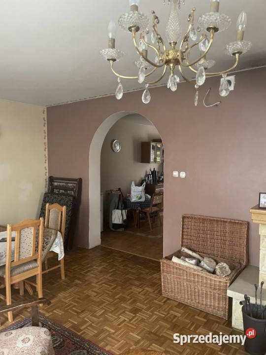Dom wolnostojący na działce 3000 m2 1 piętro Białebłoto-Kurza sprzedam