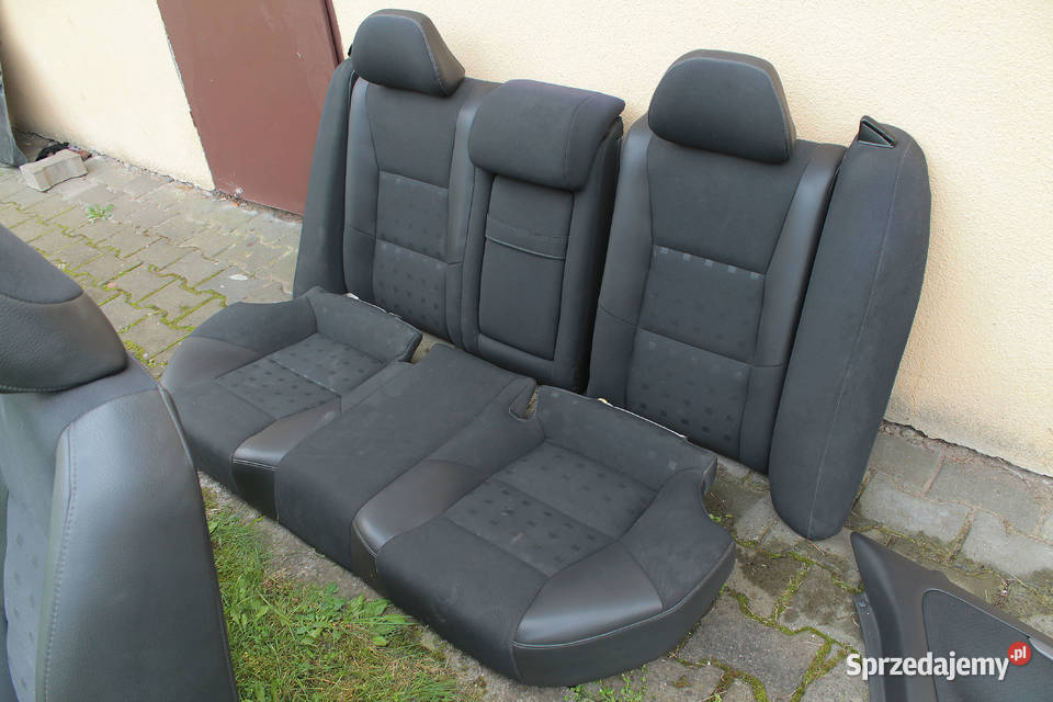 Fotele komplet boczki VOLVO S60 2005r LIFT Toruń