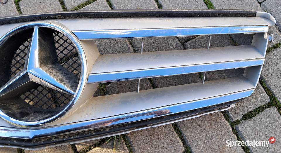 MERCEDES C KLASA W204 GRILL ATRAPA A2048800023 osobowe Wrocław