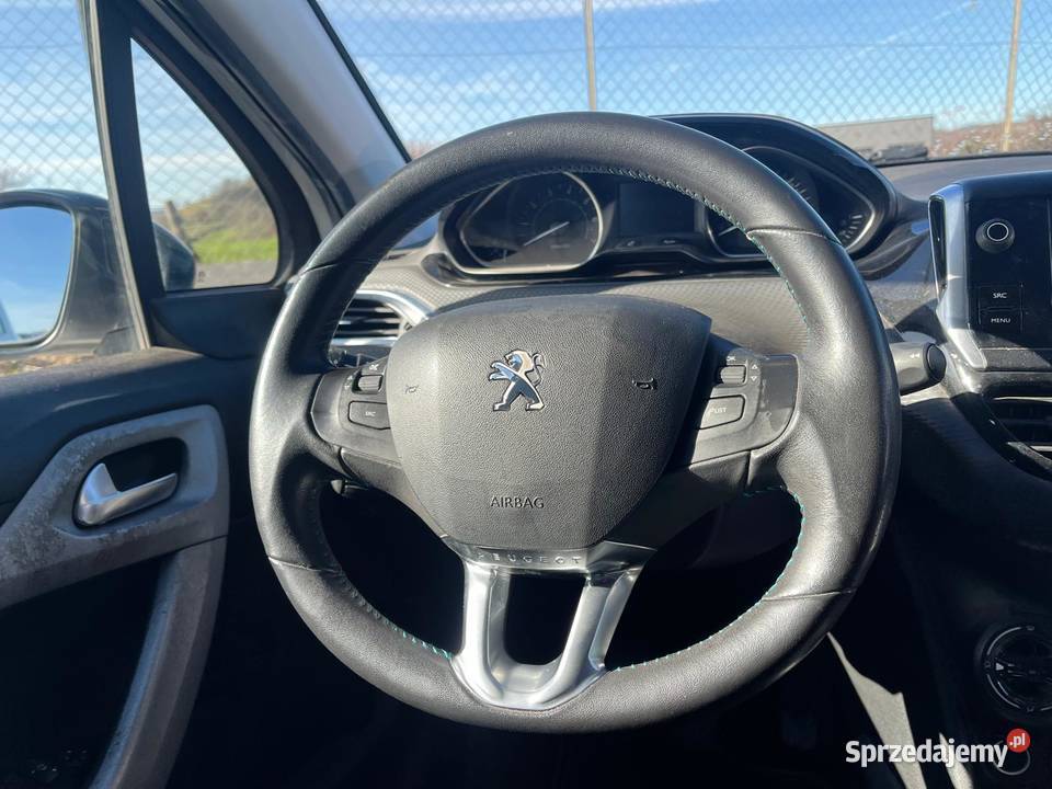 PEUGEOT 2008 12i PureTech 110 Urban Cross DW035 uszkodzony Katowice