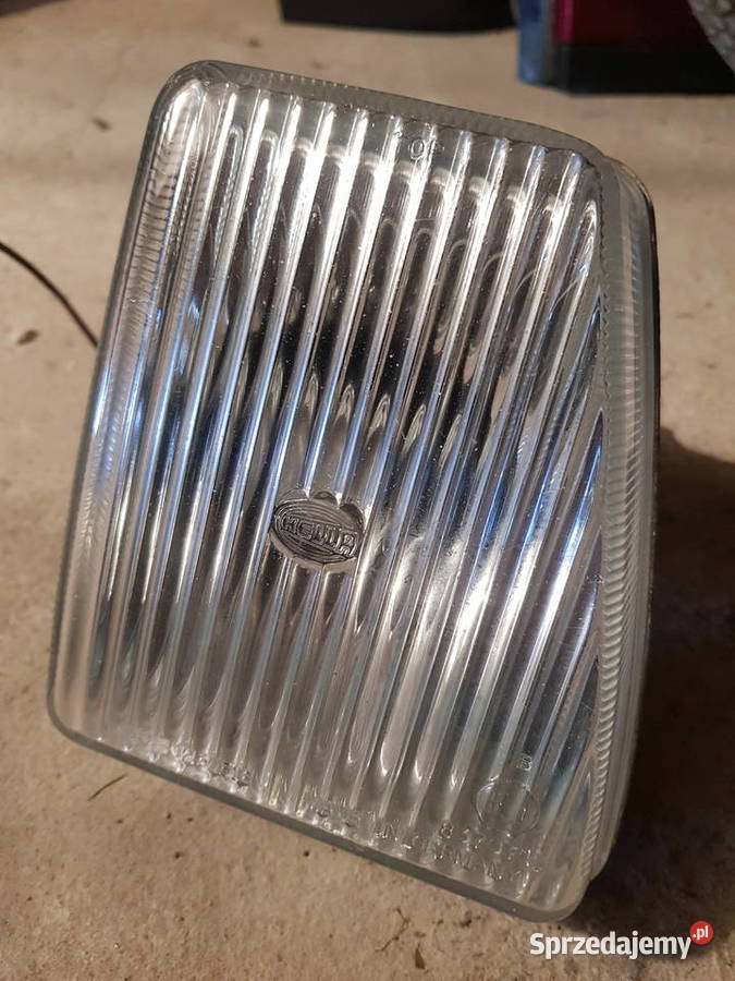 VW PASSAT B2 halogen reflektor lampa PRAWY VW osobowe Nowy Staw sprzedam