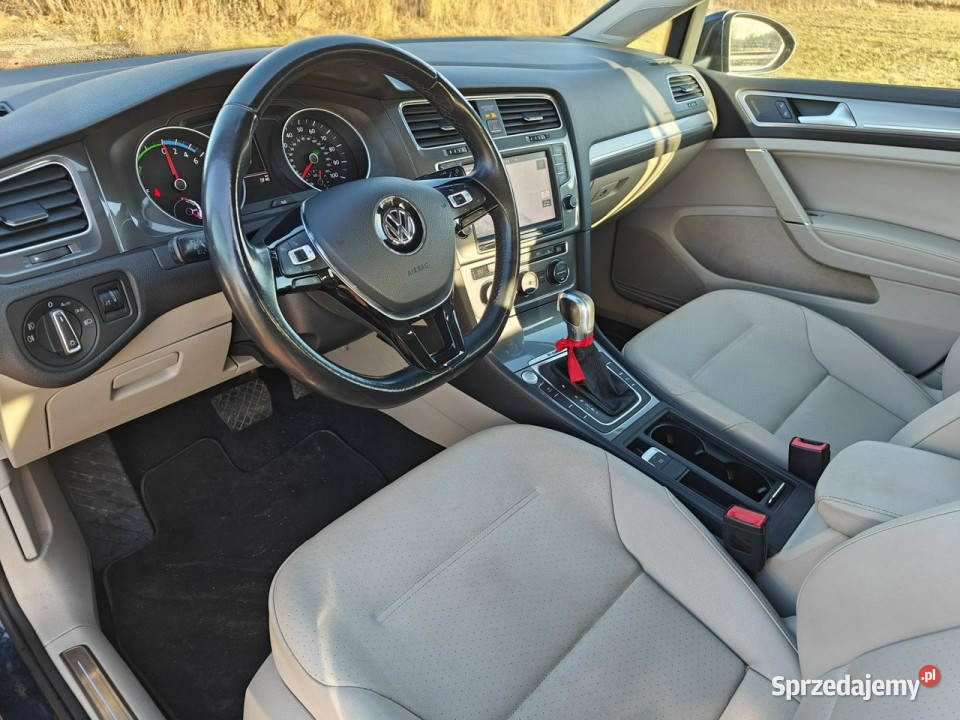 Volkswagen Golf VII 2012 lakier metallic Karczew