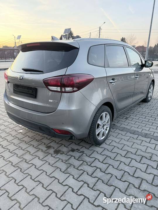 Kia Carens 17 CRDI 141 Stan 7mio Osobowy małopolskie