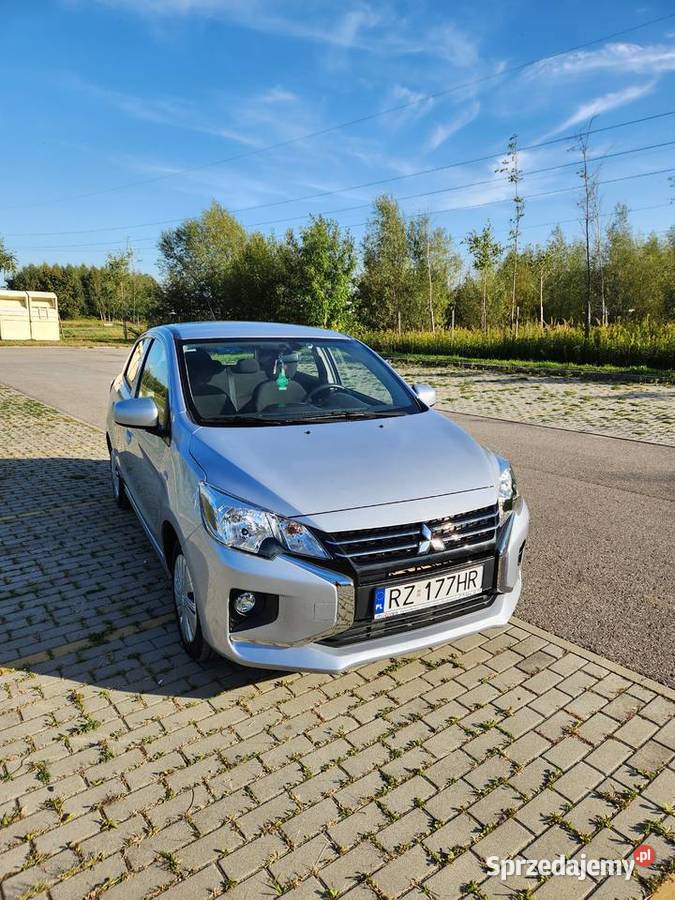 Mitsubishi Space Star Toyota Yaris mały przebieg Rzeszów
