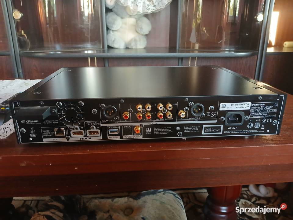 Odtwarzacz Panasonic DPUB9000 THX 4K sprzedam