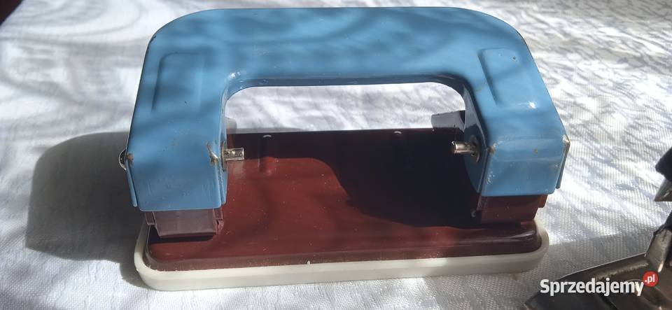 Dziurkacz i zszywacz biurowy z okresu PRL Świdnica sprzedam