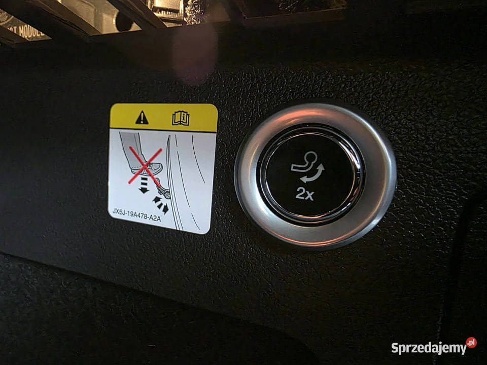 Ford Kuga serwis ASO hak nawigacja II 2012 światła do jazdy dziennej śląskie Rydułtowy