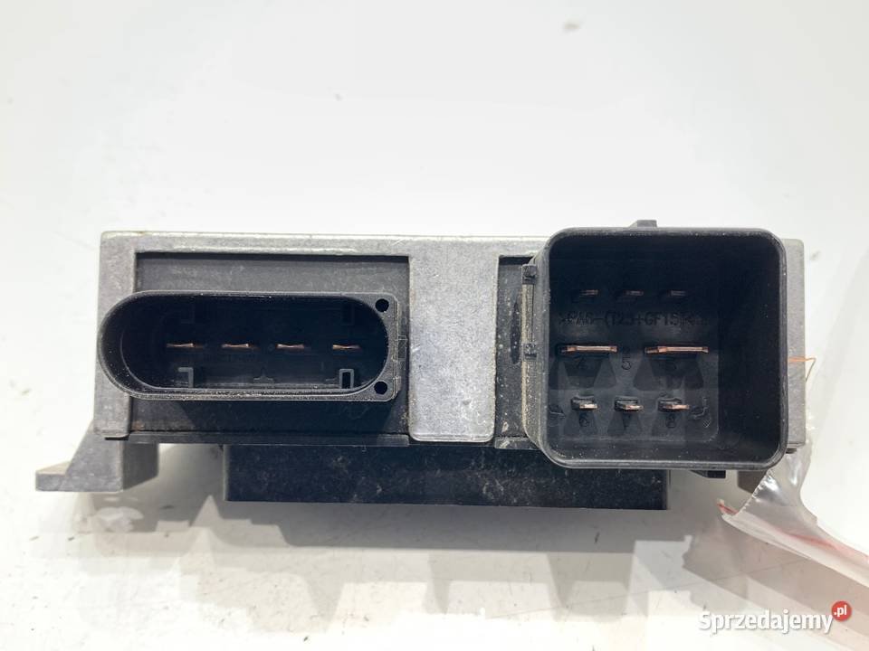 PRZEKAŹNIK ŚWIEC ŻAROWYCH DACIA DUSTER osobowe