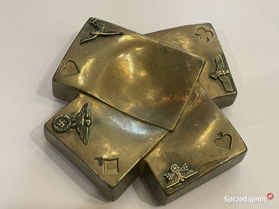 Popielniczka z symbolami III Rzeszy Kraków