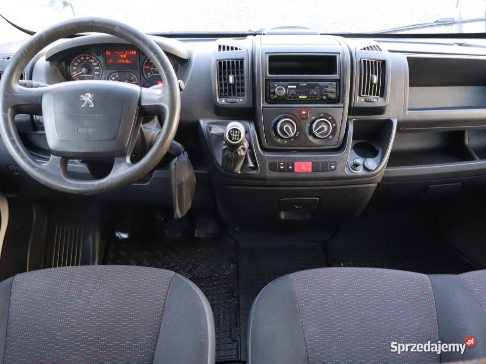 Peugeot Boxer 20 BlueHDi diesel sprzedam