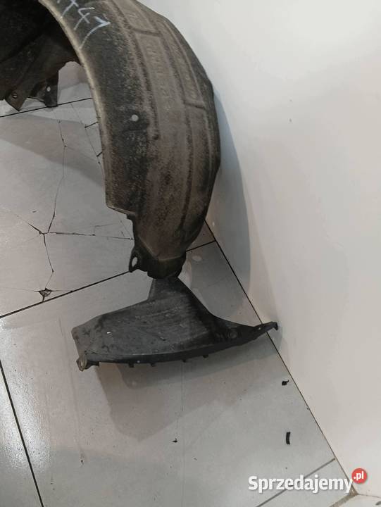 NADKOLE PRAWY LEWY TYŁ KPL SEDAN Toyota Corolla Nadkola sprzedam