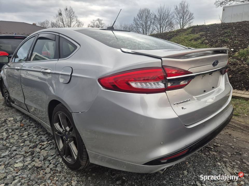 Ford Fusion SPORT 27 AWD 325 uszkodzony na Żórawina