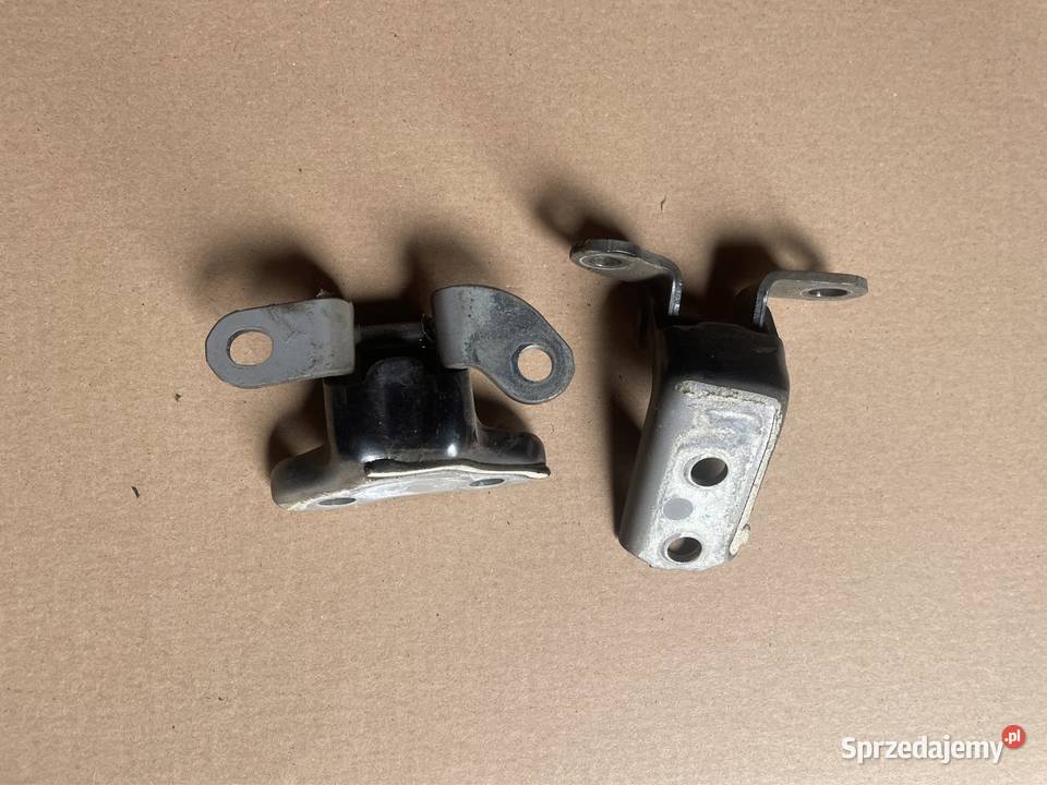 Zawias drzwi lewy tył Peugeot 107 citroen c1