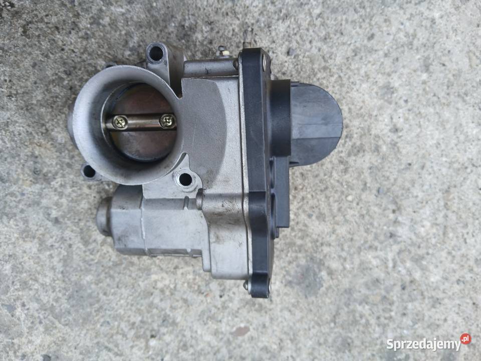 Przepustnica Nissan Micra K12 Note E11 1214 B Rok produkcji 2006 Radłów