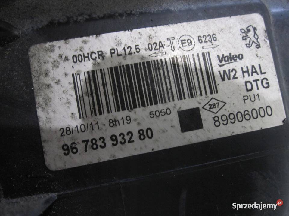 PEUGEOT 508 I SW 11r lampa prawa przód osobowe
