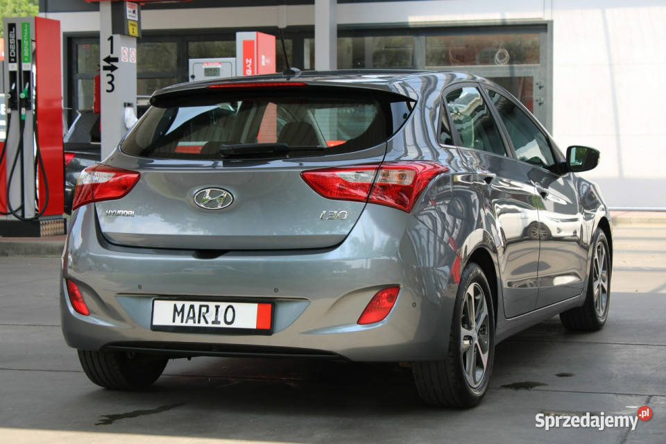 Hyundai i30 BezwypadkowyDoinwestowany bogata komputer pokładowy Gliwice