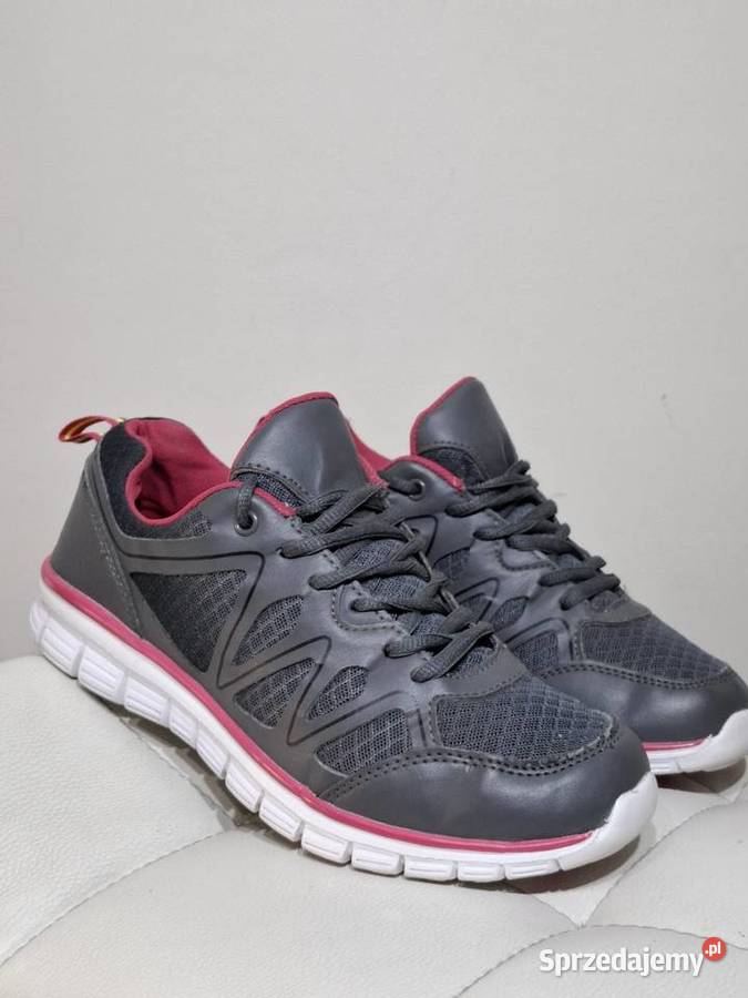 Sportowe lekkie sneakersy 395 trampki fitness 25.5cm