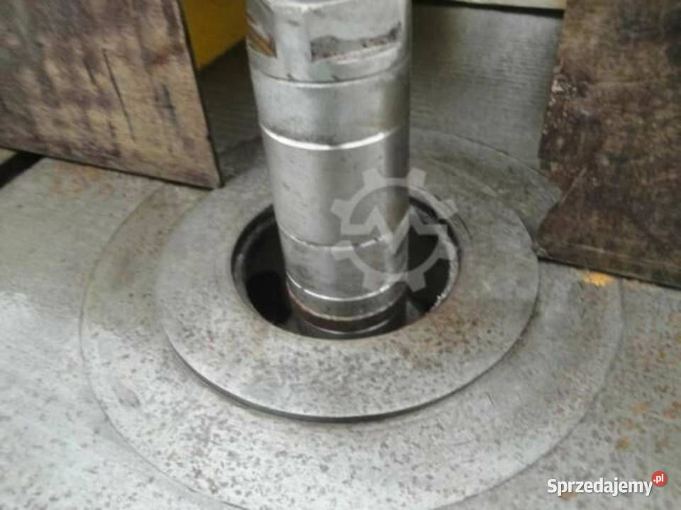 frezarka dolnowwrzecionowa famot z falownikiem