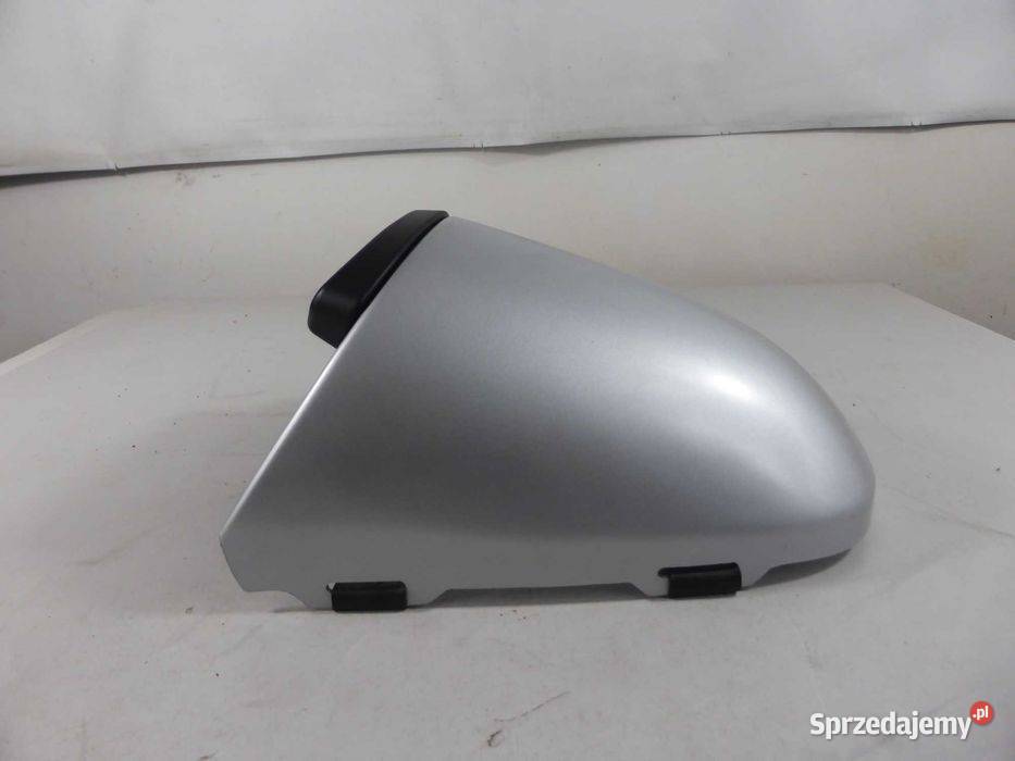 Brixton Cafe Racer zadupek owiewka tył A372 Pozostałe Poznań