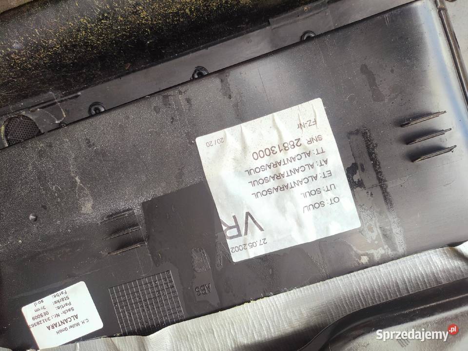 AUDI A8 D2 TAPICERKA BOCZKI ROLETA DRZWI SOUL Przemęt