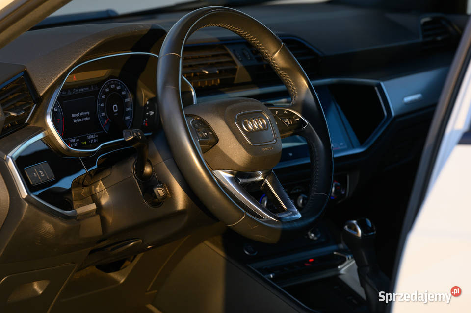 Wynajem Wypożyczalnia Samochodów Audi Q3 S line Warszawa