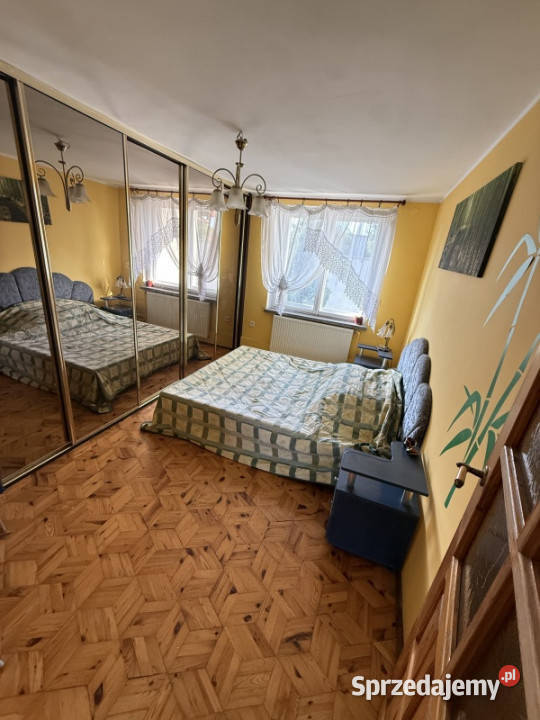 DOM 180m2 3 MIESZKANIA GARAŻ 90m2 GARAŻ30m2 Brodnica sprzedam