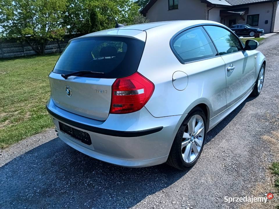 BMW 118i 20 benzyna 143 6 biegów 143KM Podkonice Miejskie