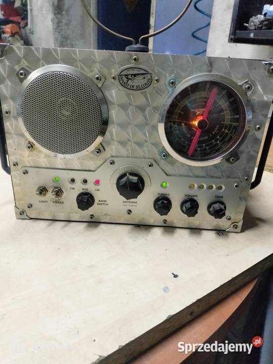 Stare zabytkowe radio Spirit