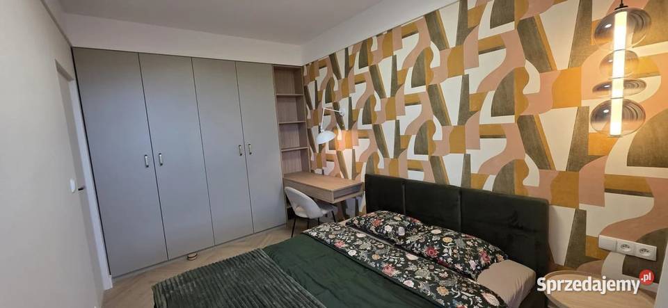 Nowy budynek2pokoje z halą garażową i komórką Gdańsk