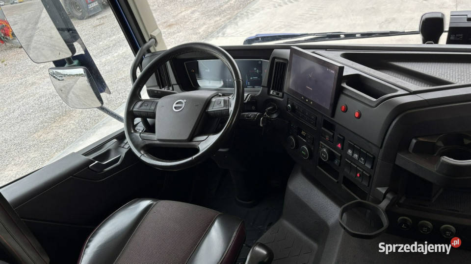 żuraw samochodowy Volvo FMX 540 Żuraw EPSILON Grójec