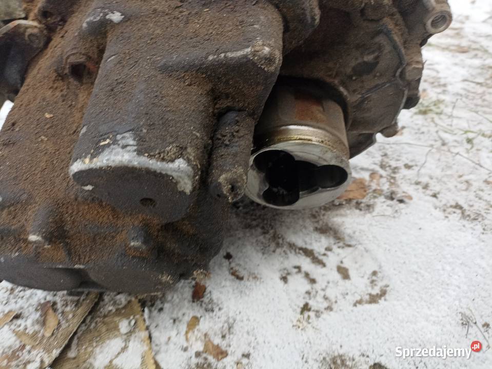 Trabant 11 skrzynia biegów z pół oskami osobowe Części Piła