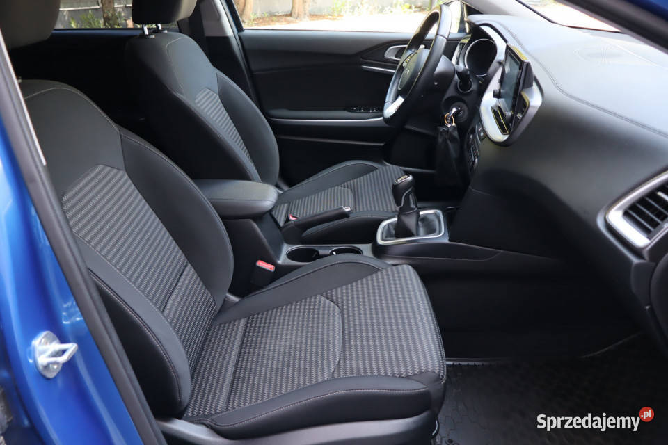 Kia Ceed 10 TGDI kamera cofania śląskie Zabrze sprzedam